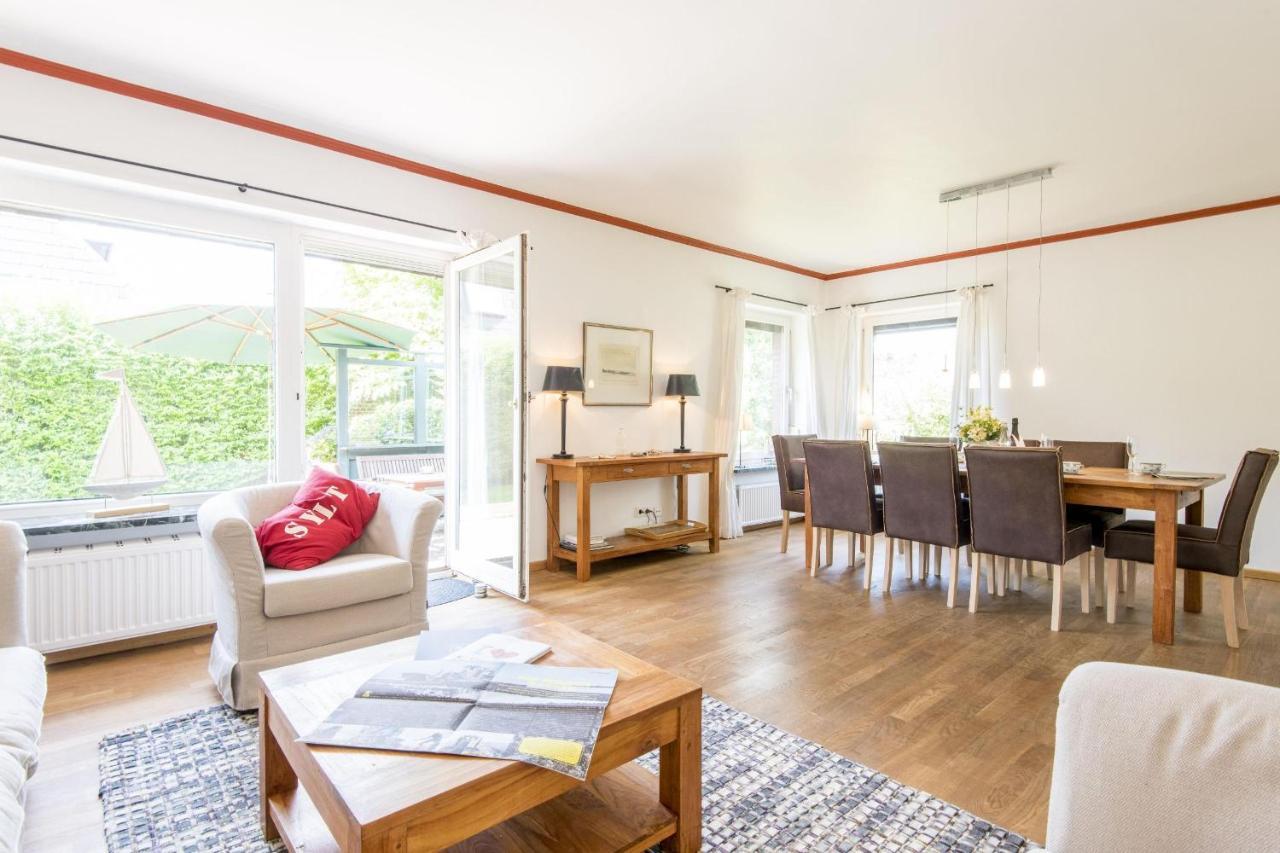 Haus Norderstrasse 77 Holiday home Westerland